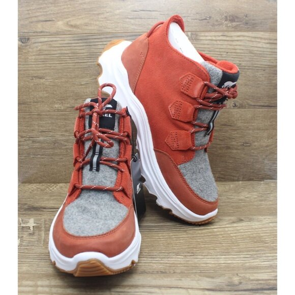 Sorel Kinetic Breakthru Caribou women's waterproof platform ankle boots 8.5 - Picture 1 of 13